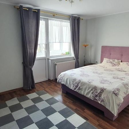 פיאטרה ניאמט Yla Apartments מראה חיצוני תמונה
