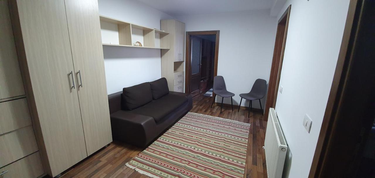 פיאטרה ניאמט Yla Apartments מראה חיצוני תמונה