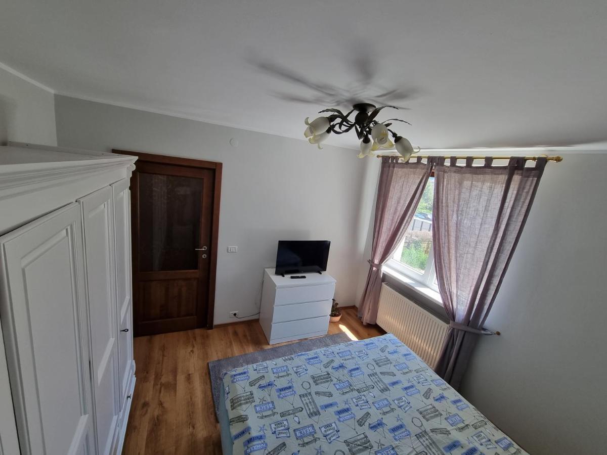 פיאטרה ניאמט Yla Apartments מראה חיצוני תמונה
